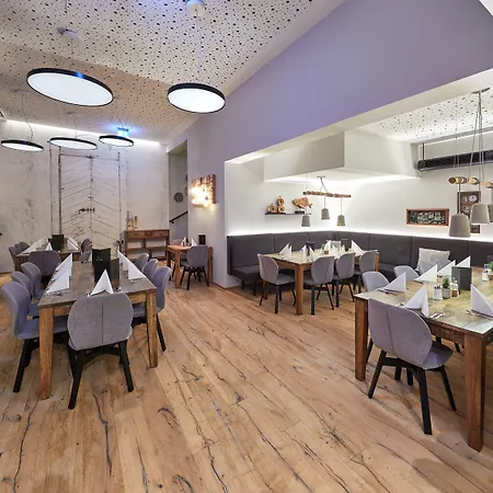 Hotel Heitzmann - Hotel&rooftop Zell am See