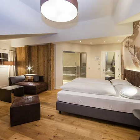 Hotel Heitzmann - Hotel&rooftop Zell am See